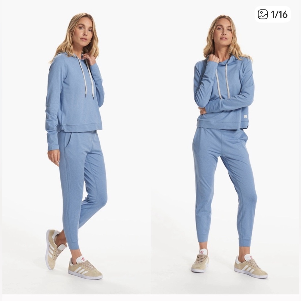 Vuori Women's performance Jogger and halo essential hoodie set